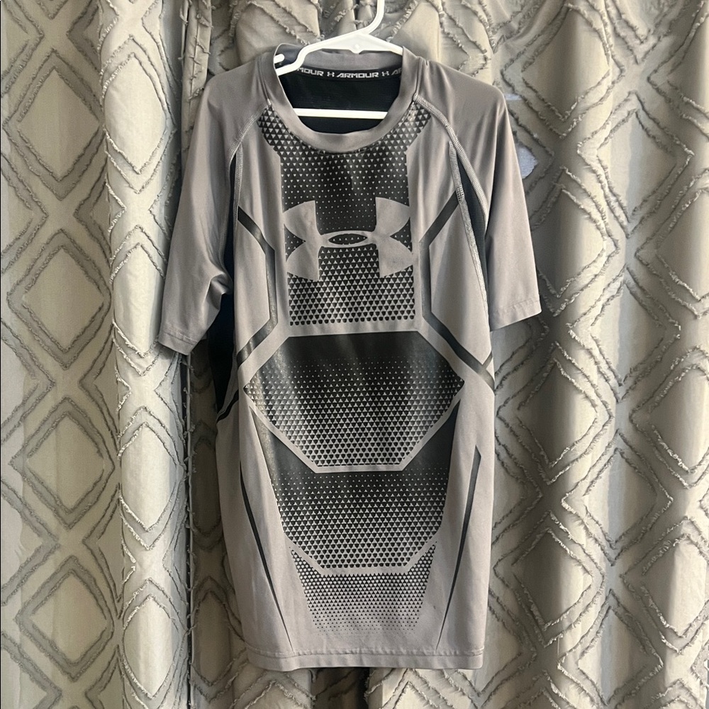 Under Armour Gray and Black Performance Graphic Tee